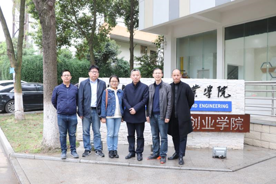 1554971927536950.png image.png