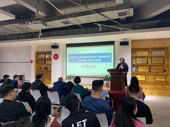 a3a8c0296452a3ec91626eb53b4d75f